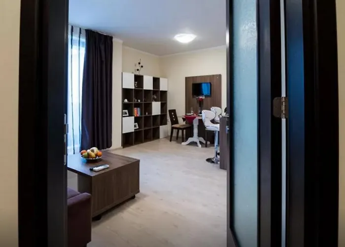 Super Luxury Бургас