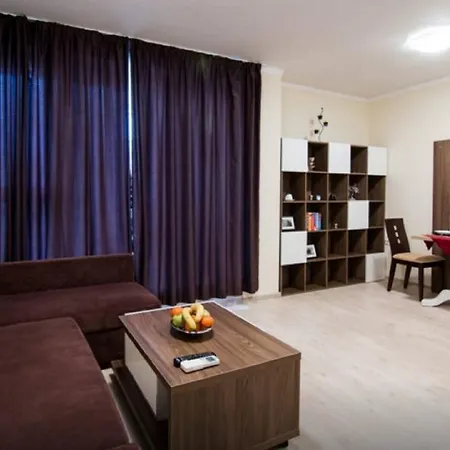 Super Luxury * Burgas