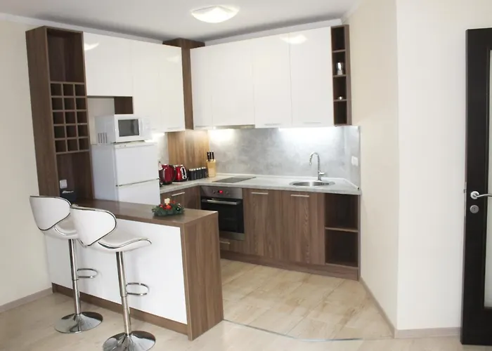 Super Luxury ブルガス