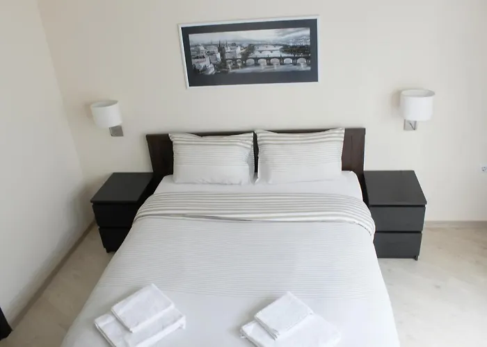 Super Luxury * ブルガス